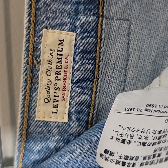 501 Big E Levis size 28 mom rise Button Fly cutoffs light wash denim jean shorts - Picture 11 of 15